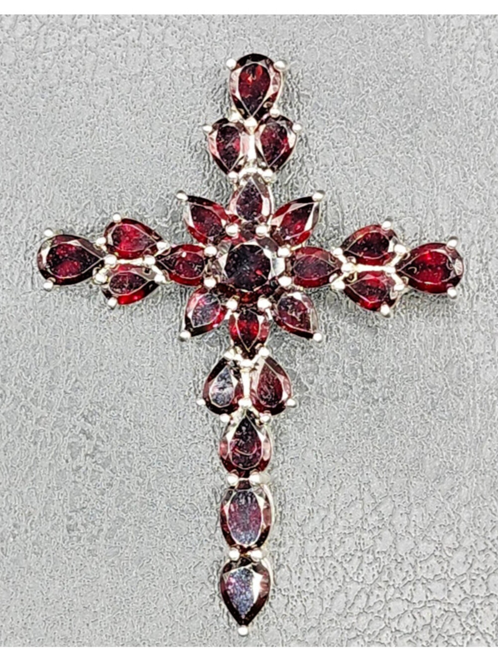 Vintage Sterling Silver Garnet Cross Pendant Necklace 18" Serpentine Chain 925